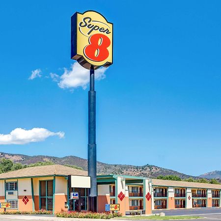 Super 8 By Wyndham Yreka Exterior foto